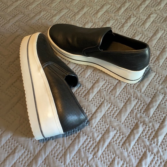 Nike Shoes - Nike : Made by You NikeID Platforms - Size 8